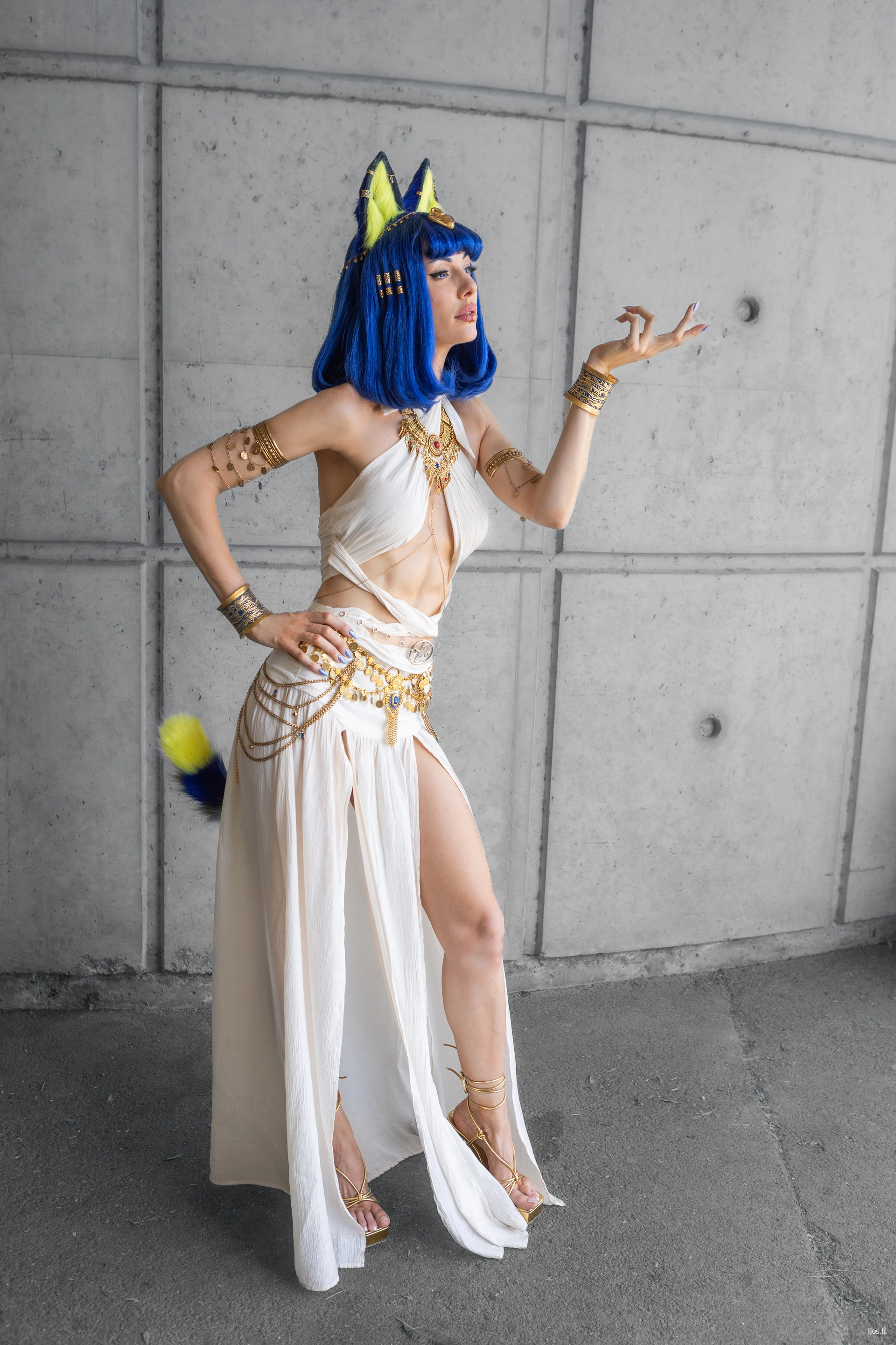 Neferti 4